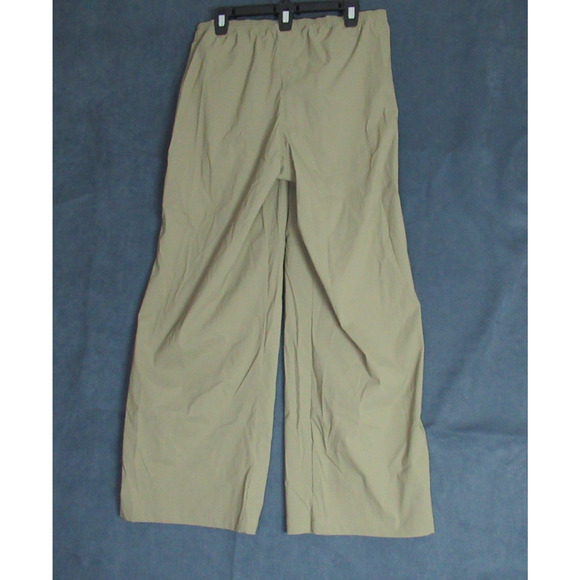 Under Armour Pants Womens Medium Green Track Wide Leg Athletic Lightweight NWT - Picture 3 of 10